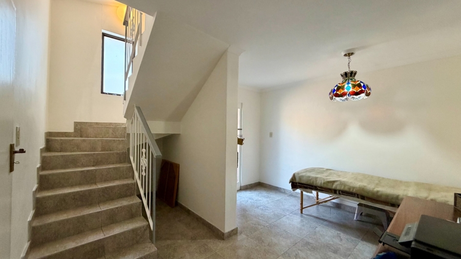 3 Bedroom Property for Sale in Worlds View Western Cape